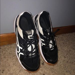 Athletic Shoes